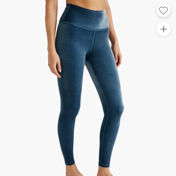 Beyond Yoga Motion High Waisted 7/8 Velvet Leggings - Picture 1 of 4